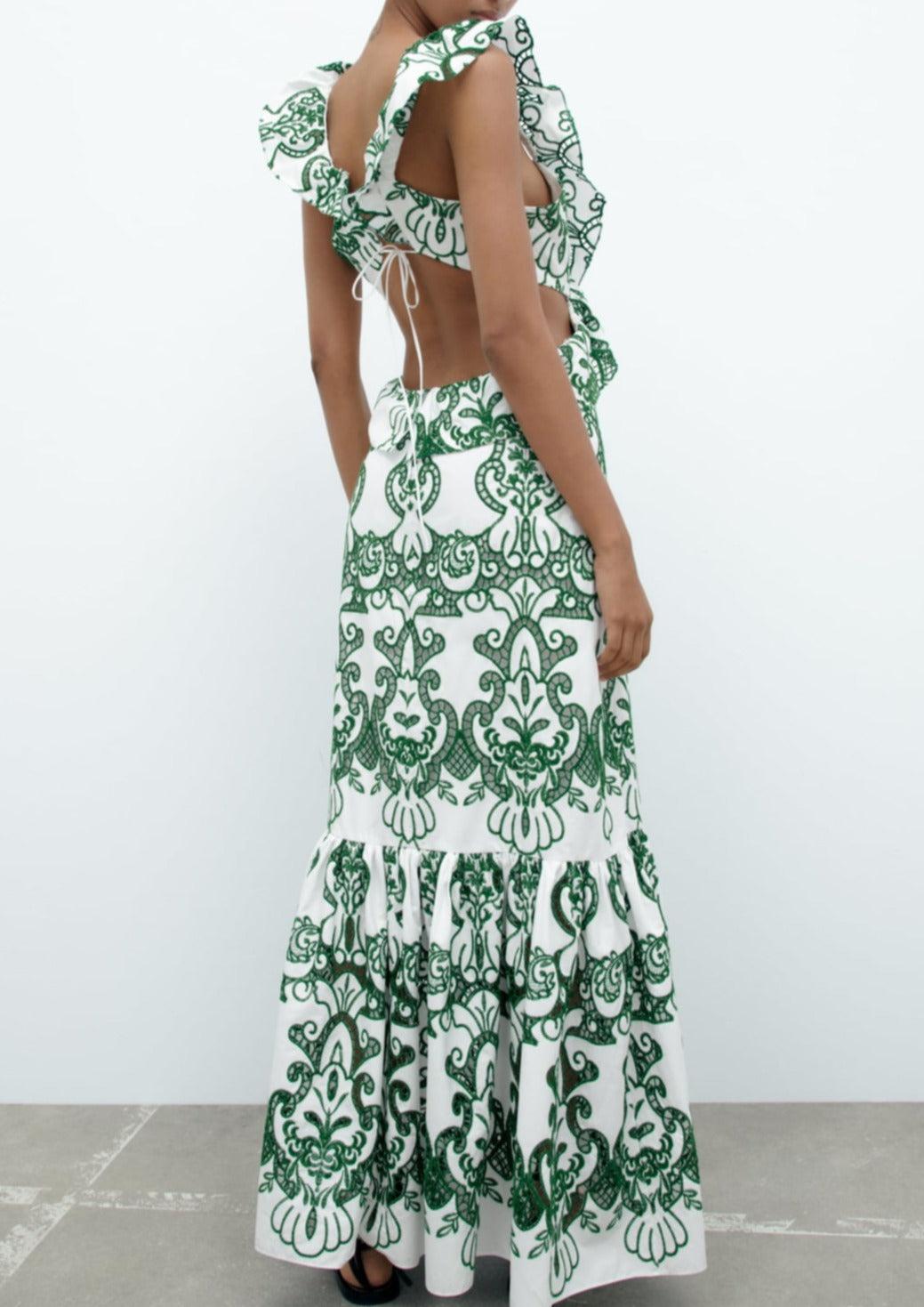 A Vintage Style Dress with Delicate Timeless Details