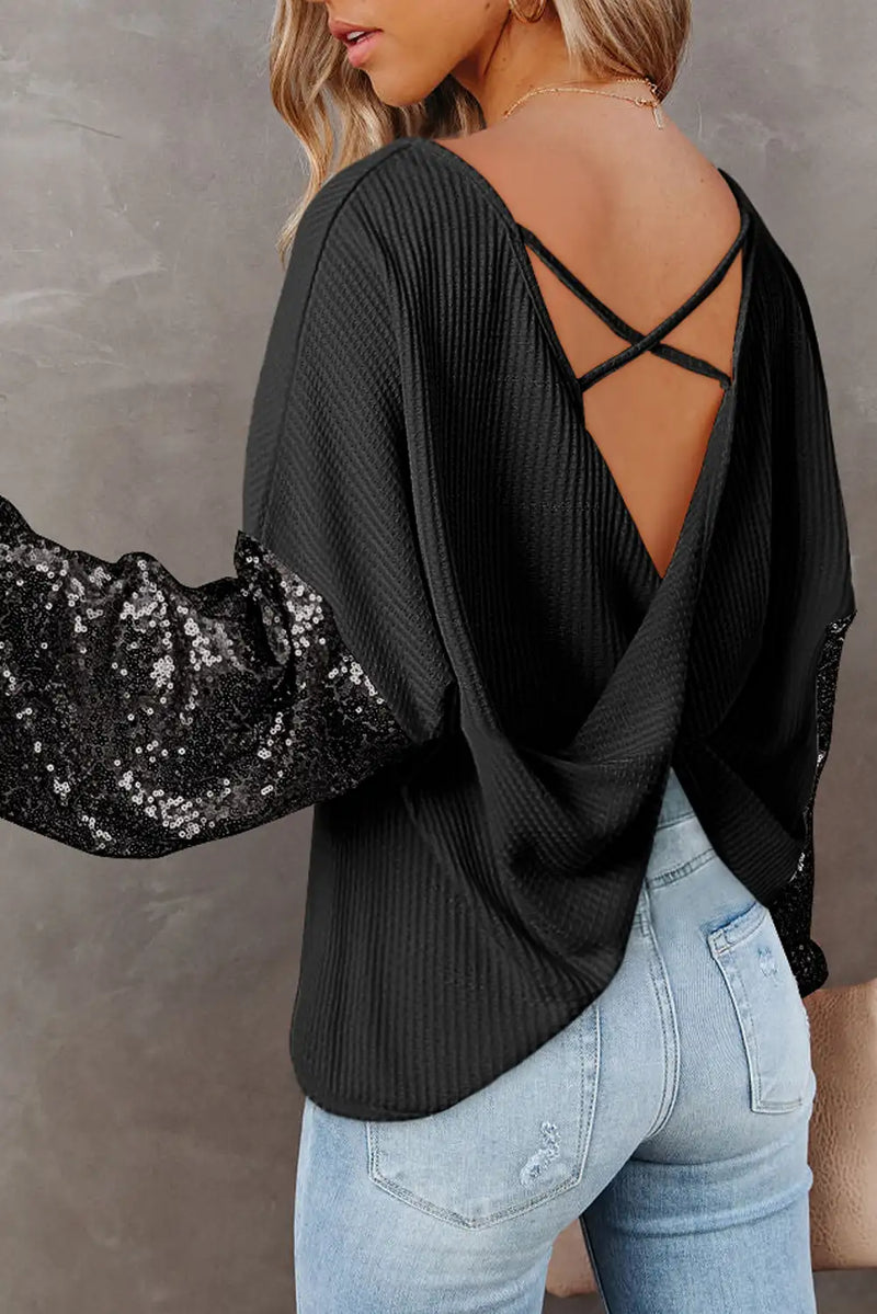 Effortlessly Elegant Top with a Timeless Design
