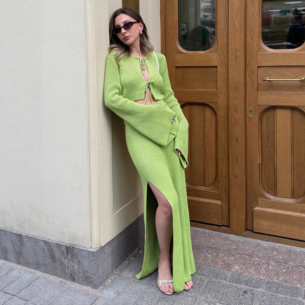 Effortlessly Elegant Garment with a Timeless Design