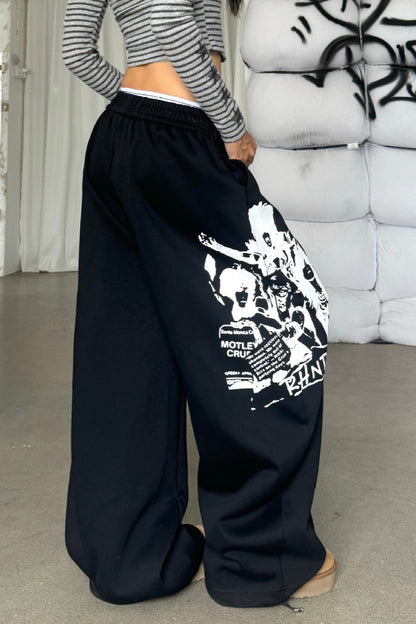 Classic Vintage Pants with a Flattering Fit