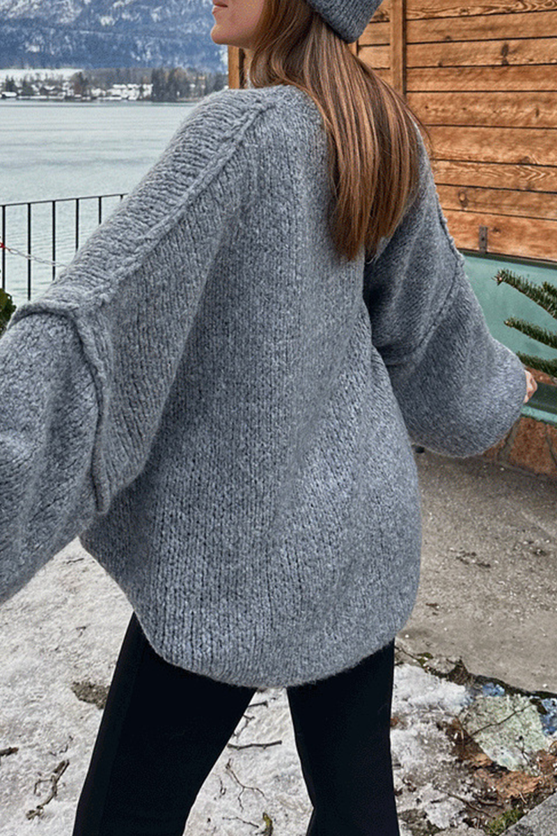 Beautifully Finished Sweater in a Timeless Design