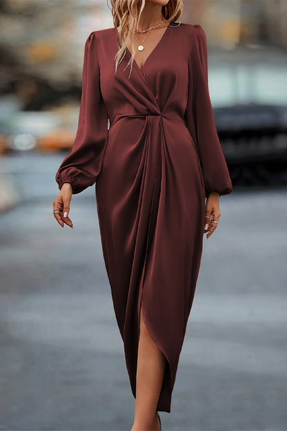 Effortlessly Elegant Dress with a Timeless Design