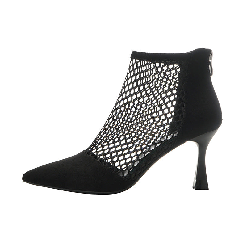 Polished Boots with an Effortless Classic Look