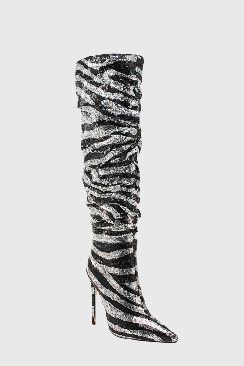 Classic Vintage Boots with a Flattering Fit