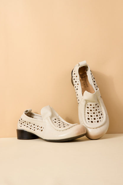 Gracefully Styled Garment for Any Occasion