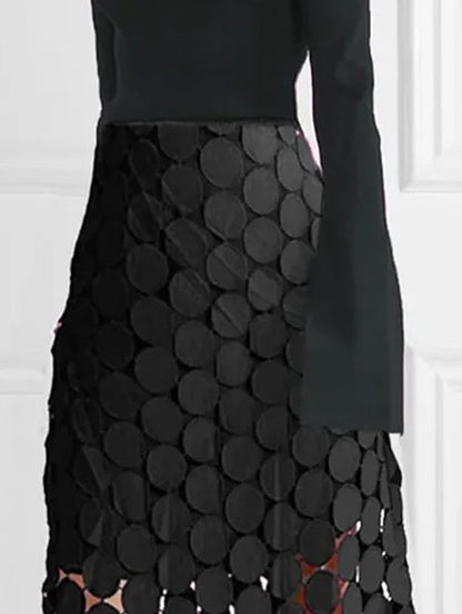 Effortlessly Elegant Garment with a Timeless Design