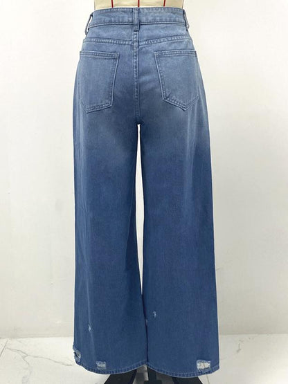 Sophisticated Garment with a Clean Classic Look
