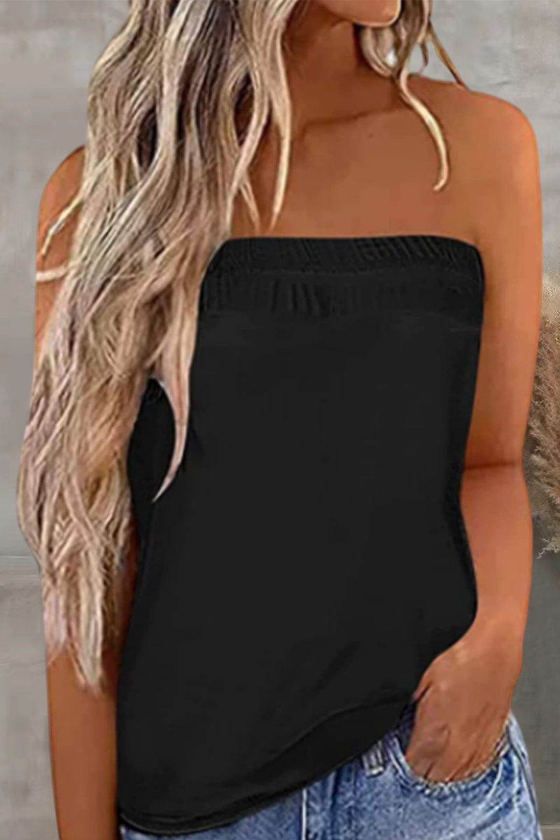 Well Tailored Top with a Graceful Silhouette