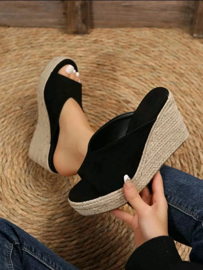 Classic Vintage & Enduringly Stylish Sandals