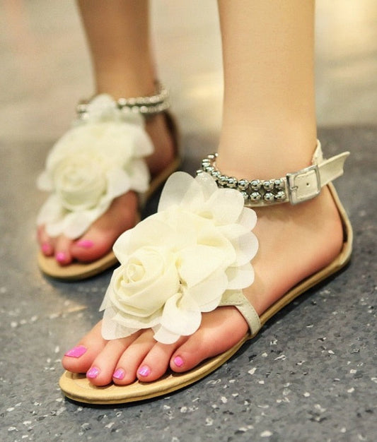 Polished Sandals with an Effortless Classic Look