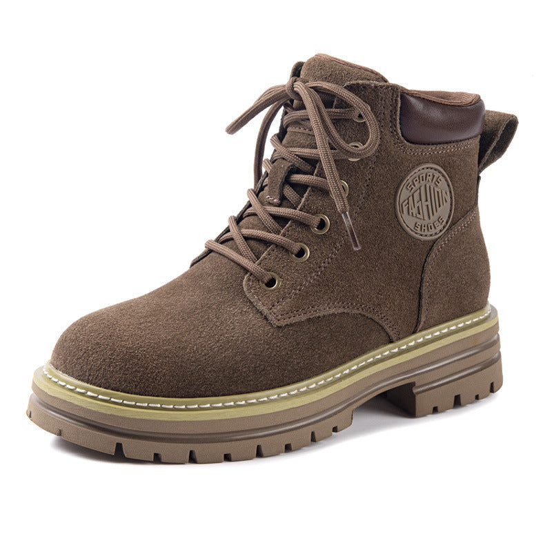 Polished Boots with an Effortless Classic Look
