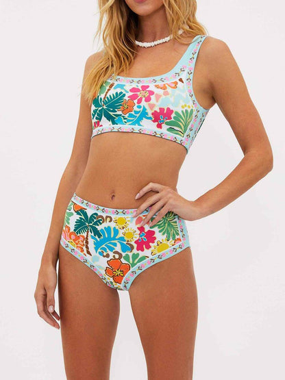 Effortlessly Elegant Bikini with a Timeless Design