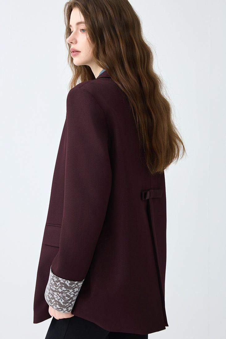 Sophisticated Garment with a Clean Classic Look