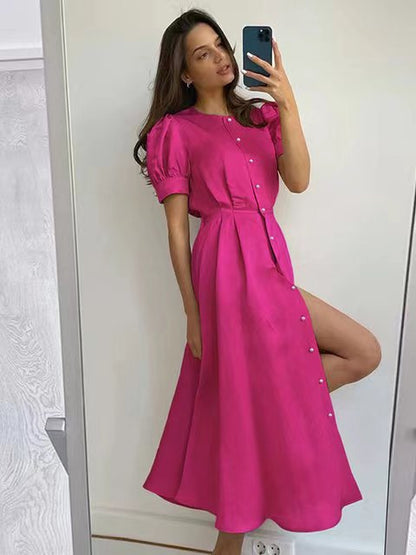 Beautifully Finished Dress in a Timeless Design