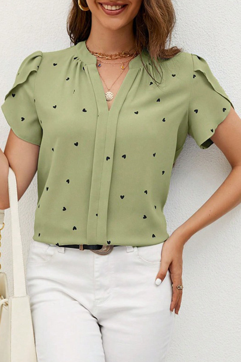 A Vintage Style Top with Delicate Timeless Details