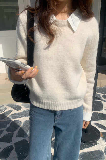 Effortlessly Elegant Sweater with a Timeless Design