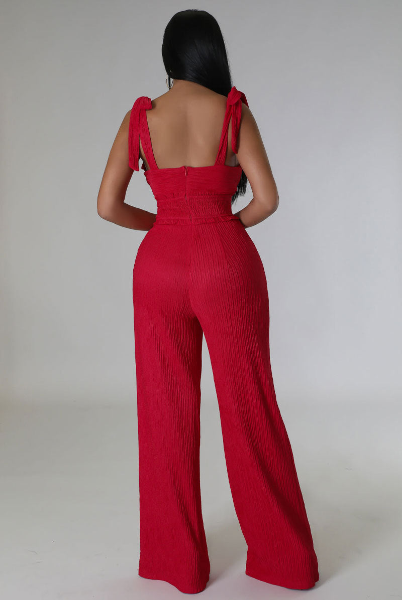 Effortlessly Elegant Pants with a Timeless Design