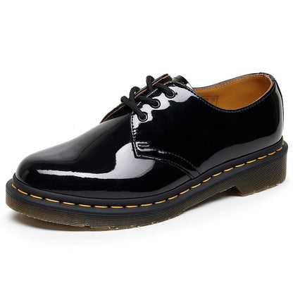 Well Tailored Boots with a Graceful Silhouette