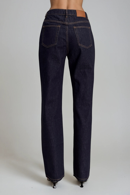 Elegantly Styled Pants for Everyday Wear