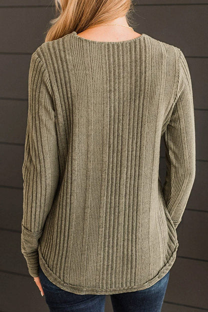 A Vintage Style Top with Delicate Timeless Details