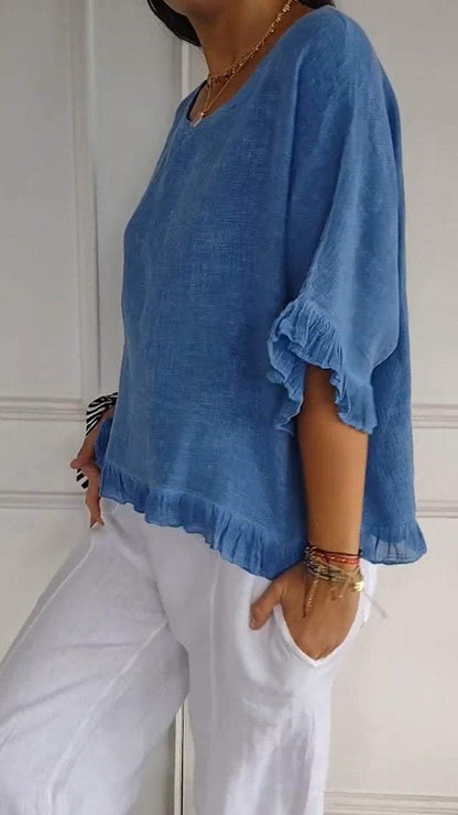 Effortlessly Elegant Top with a Timeless Design
