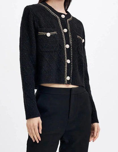 Elegantly Styled Cardigan for Everyday Wear