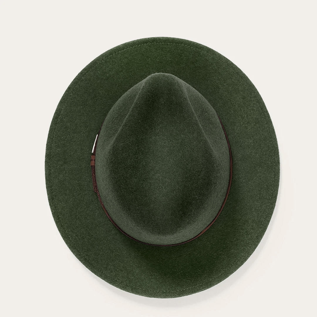 Polished Garment with an Effortless Classic Look