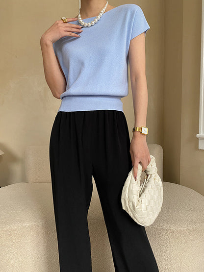 A Vintage Style Pullover with Delicate Timeless Details