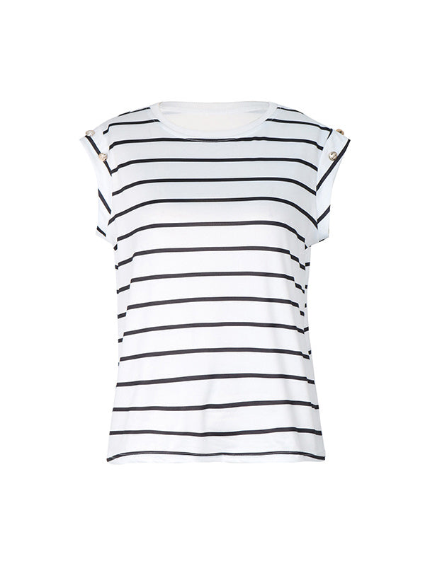 Classic Vintage T-Shirt with a Flattering Fit