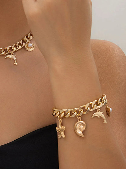 Gracefully Styled Garment for Any Occasion