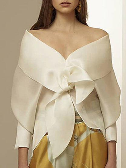 Classic Vintage Blouse with a Flattering Fit