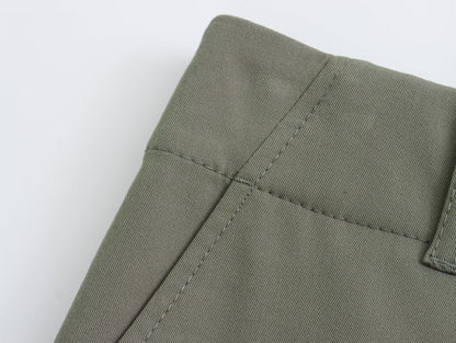 Elegantly Styled Pants for Everyday Wear