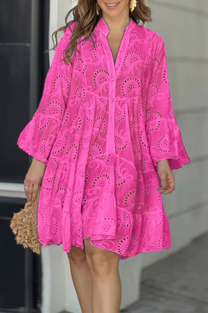 Beautifully Finished Dress in a Timeless Design
