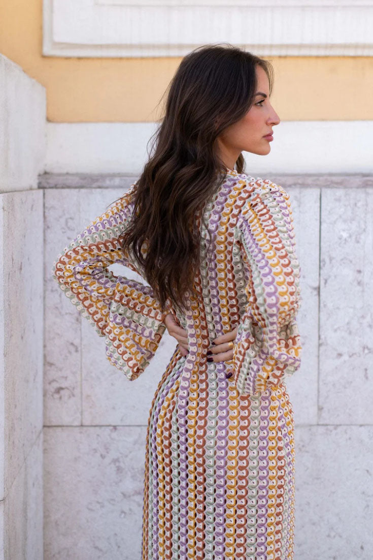 Classic Vintage Dress with a Flattering Fit