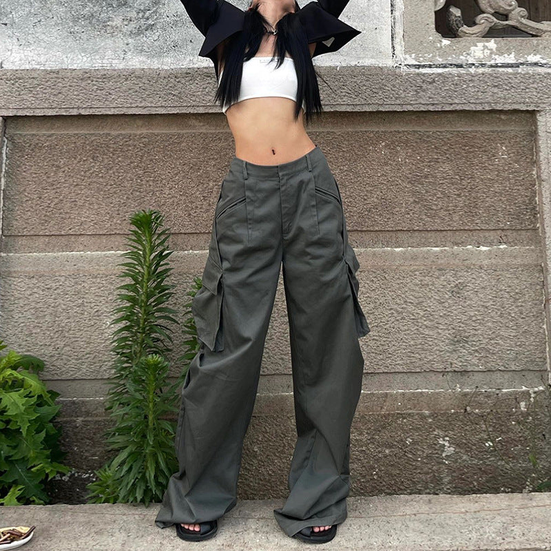 Well Tailored Trousers with a Graceful Silhouette