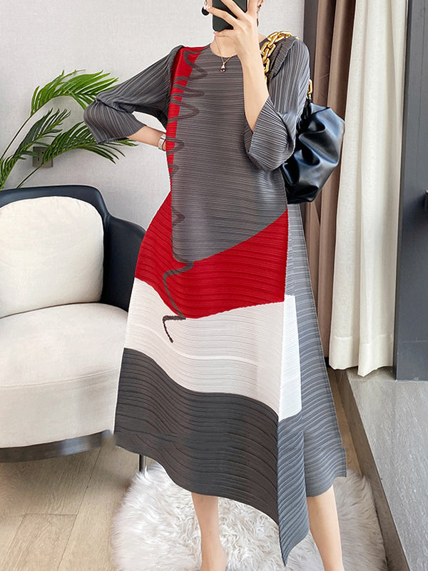 Classic Vintage & Enduringly Stylish Dress