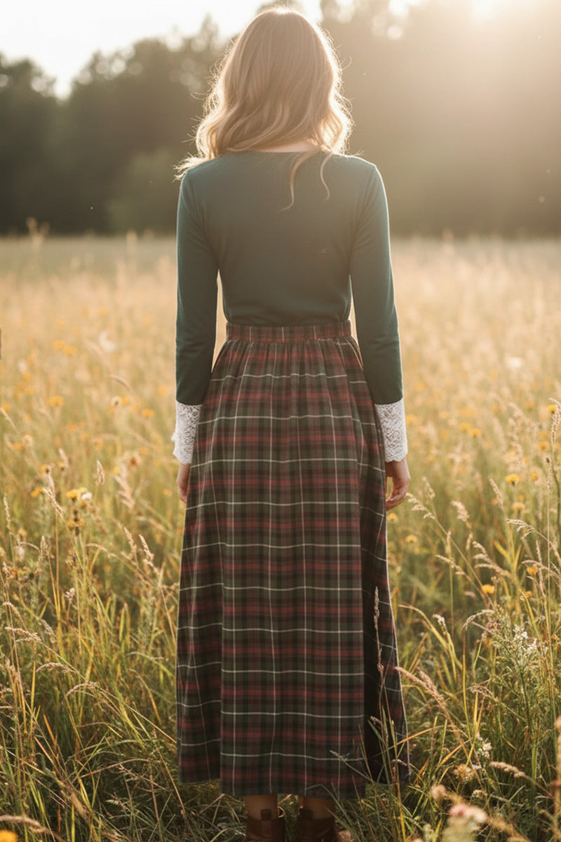 Beautifully Crafted Dress in a Classic Style