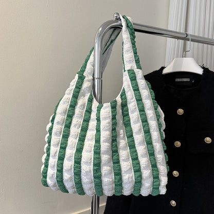 Sophisticated Bag with a Clean Classic Look