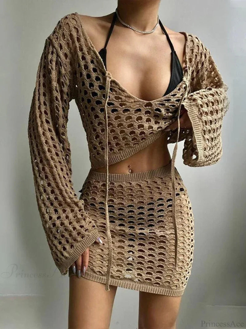 Effortlessly Elegant Bikini with a Timeless Design