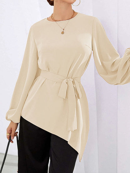 Classic Vintage & Enduringly Stylish Blouse