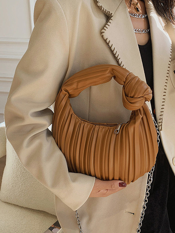 Gracefully Styled Bag for Any Occasion