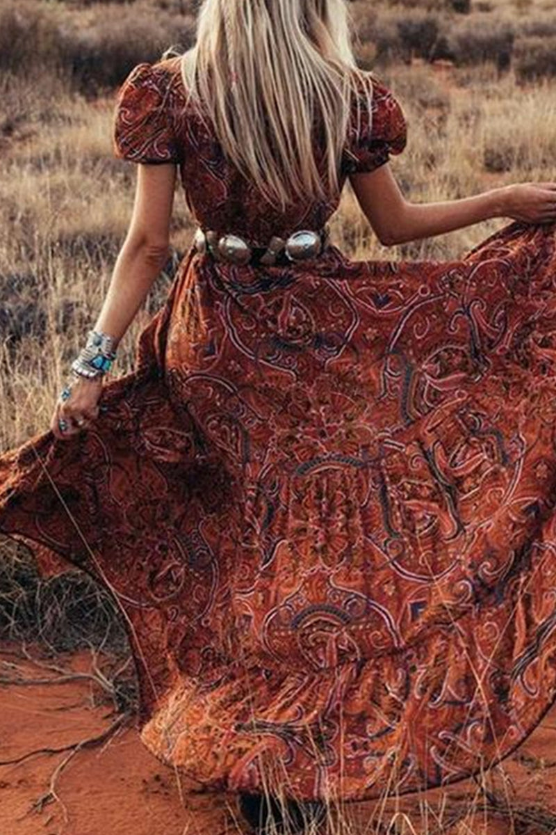 Classic Vintage & Enduringly Stylish Dress