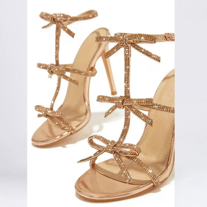 Classic Vintage Sandals with a Flattering Fit