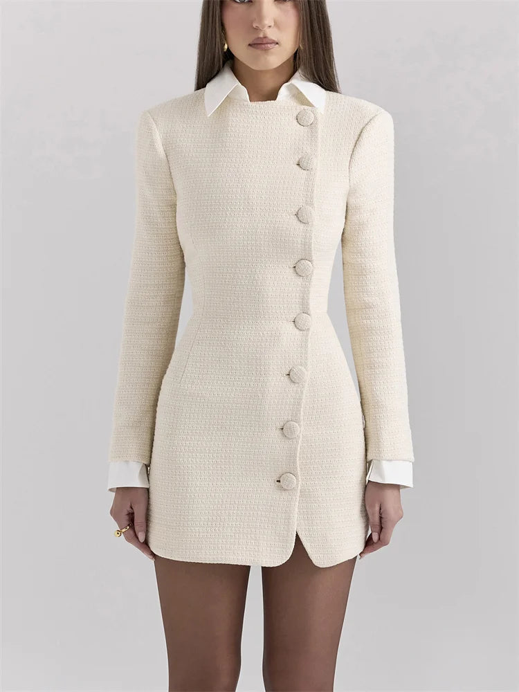 Well Tailored Cardigan with a Graceful Silhouette