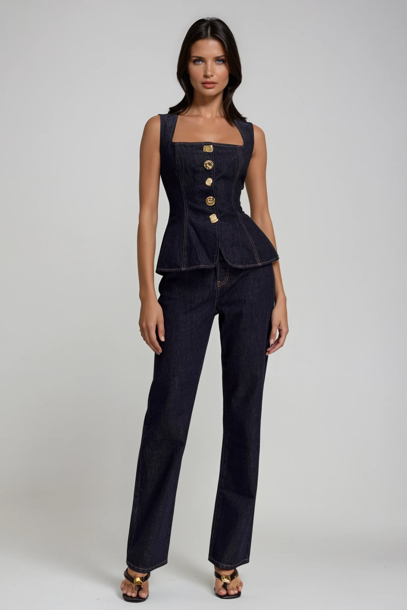 Elegantly Styled Pants for Everyday Wear
