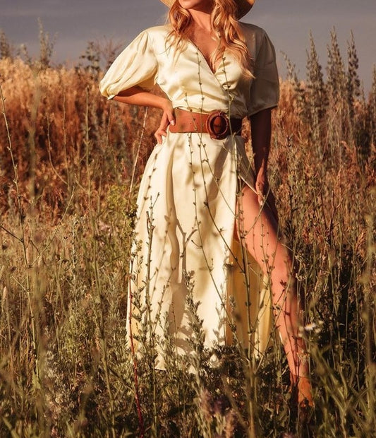 Beautifully Crafted Dress in a Classic Style