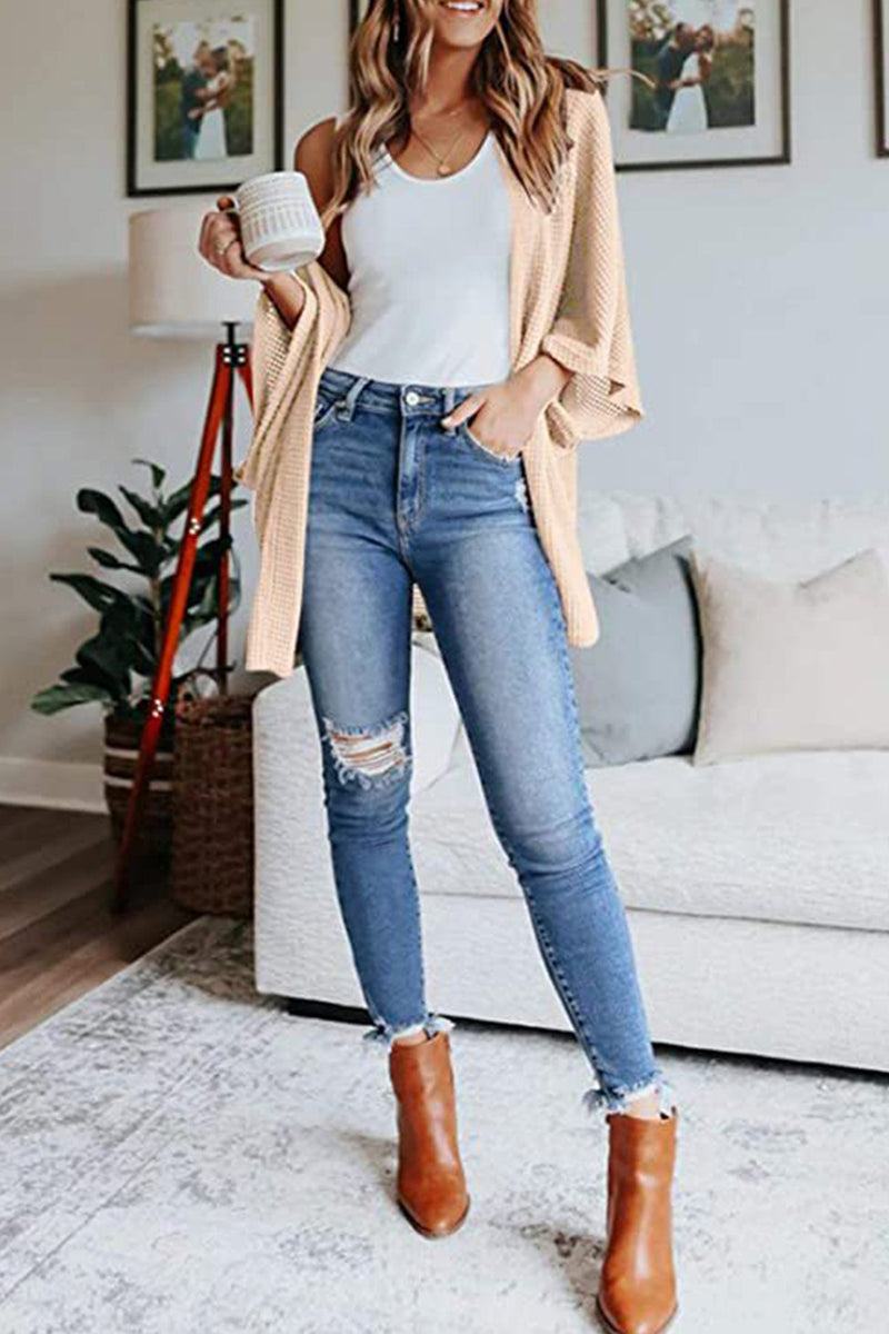 Classic Vintage Cardigan with a Flattering Fit