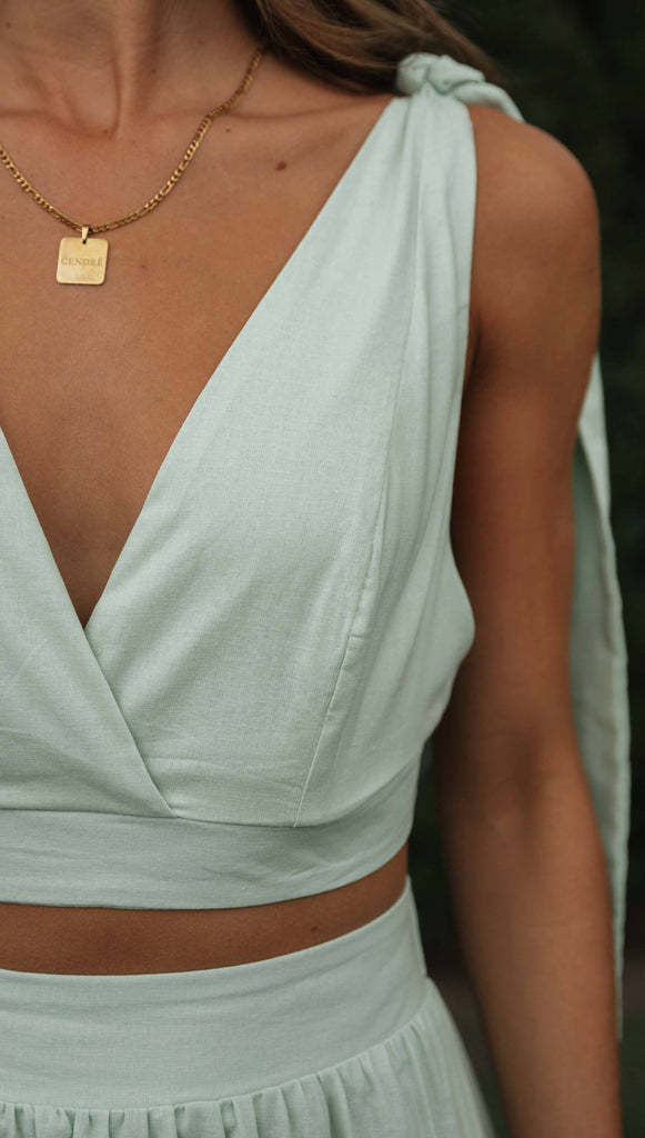 Polished Garment with an Effortless Classic Look