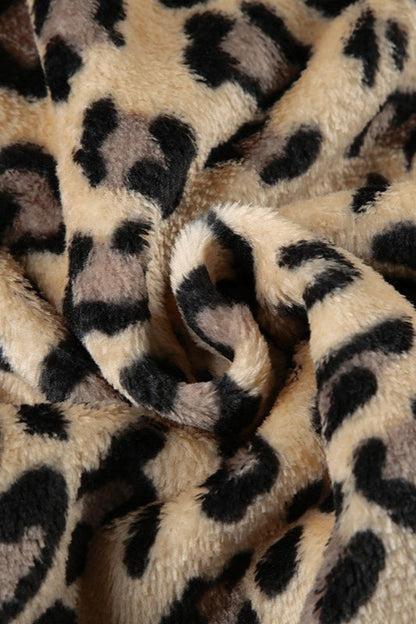 A Vintage Style Coat with Delicate Timeless Details