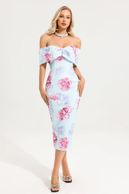 Classic Vintage Dress with a Flattering Fit